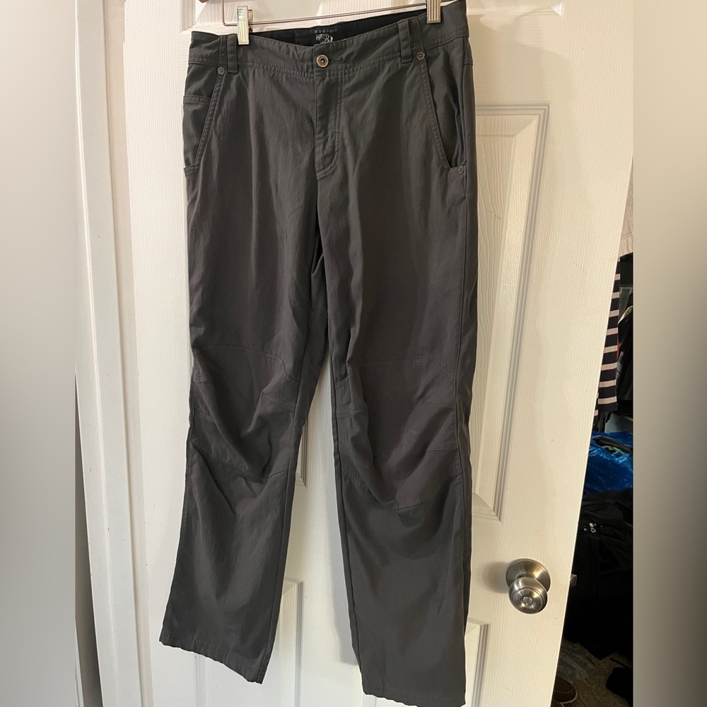 Mountain hard wear men’s gray climbing or casual pants 32 x 31